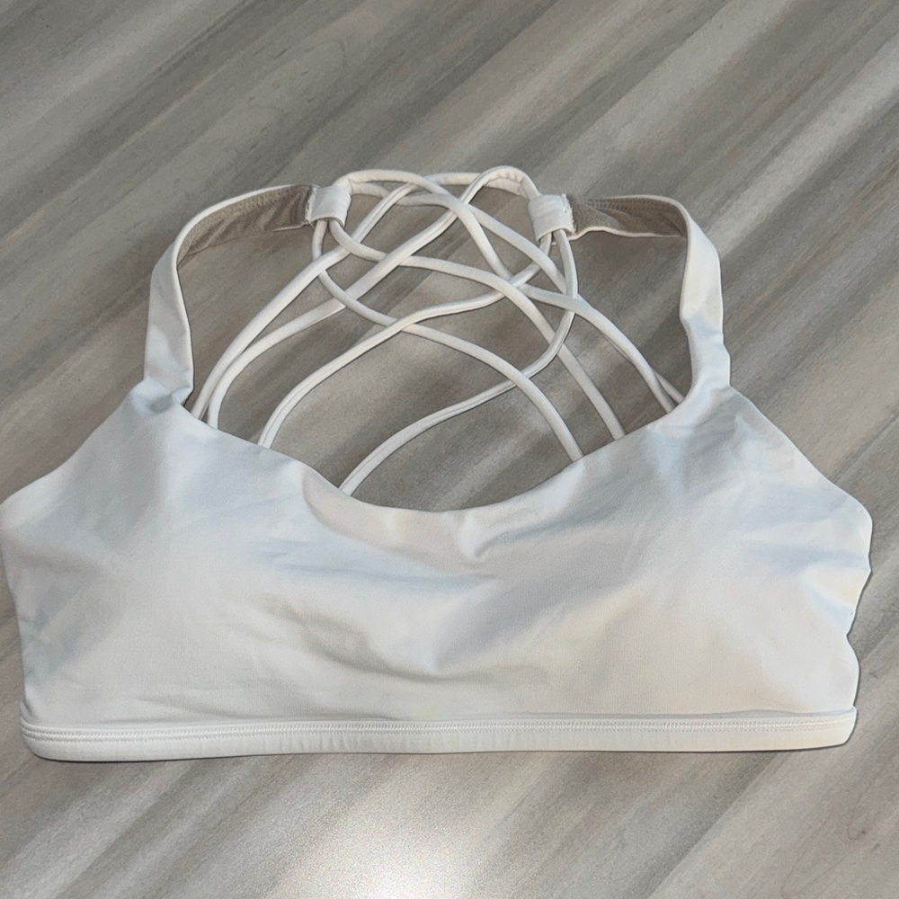 Lululemon Free to be Wild Bra - LIKE NEW